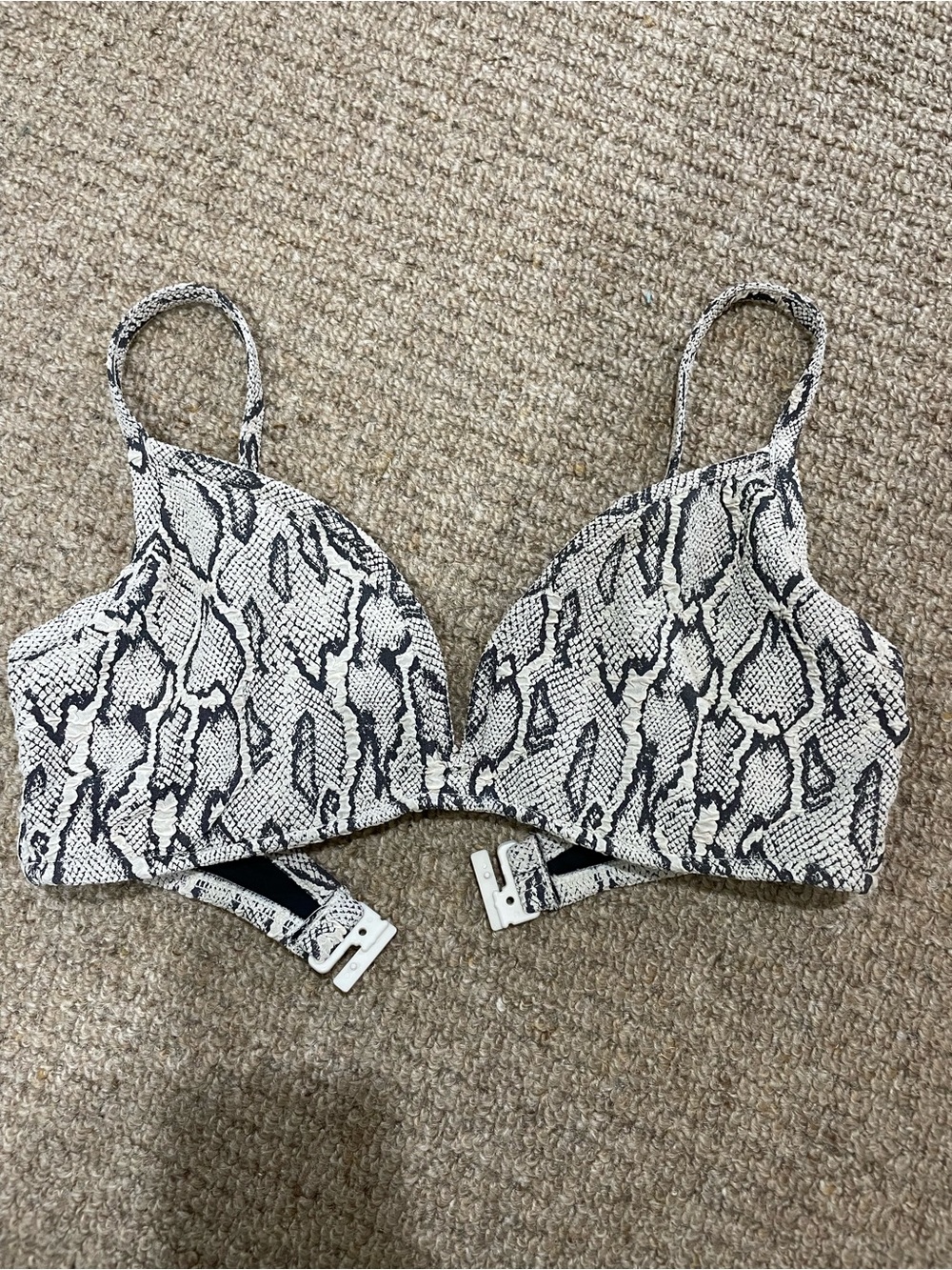 Seafolly Australia Snake print textured bikini top 8DD (4DD in CA)